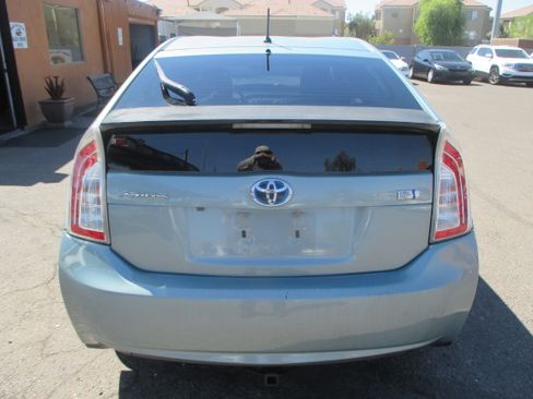 Used 2012 Toyota Prius Two image 10