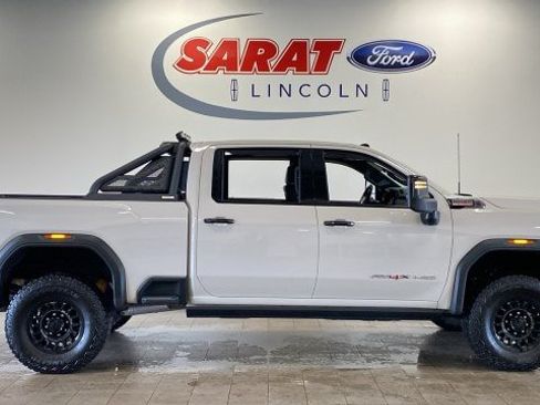Used 2026 GMC Sierra 2500 AT4X AWD/4WD image 1