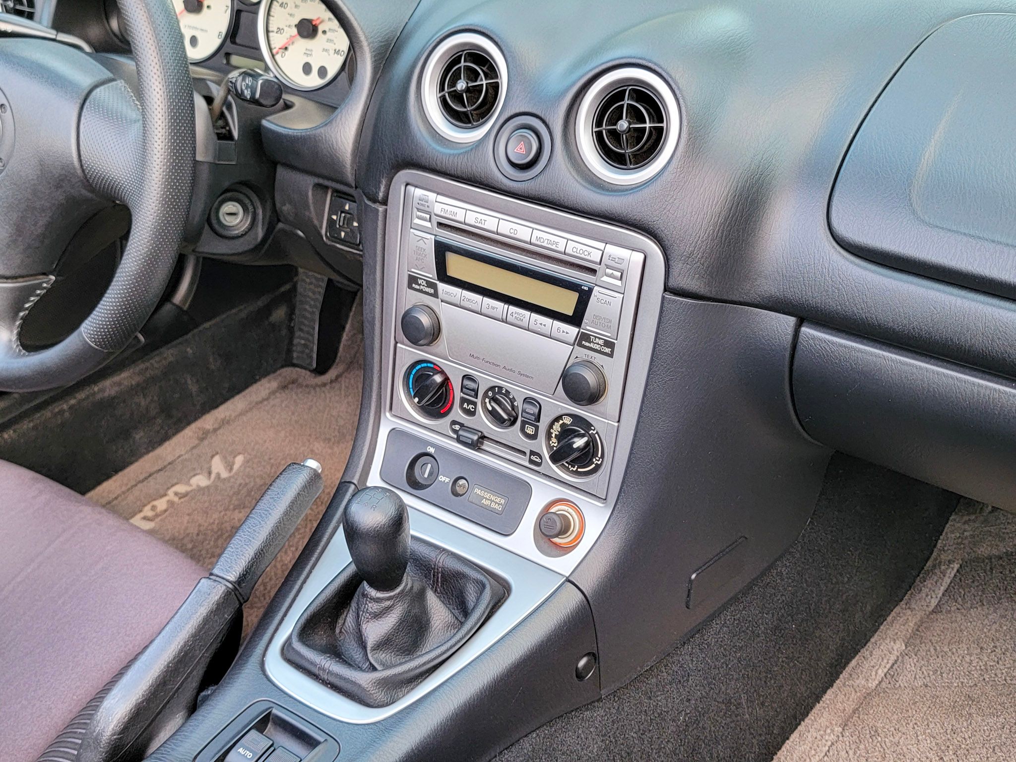 Used 2005 MAZDA MX-5 Miata UNAVAIL RWD image 68