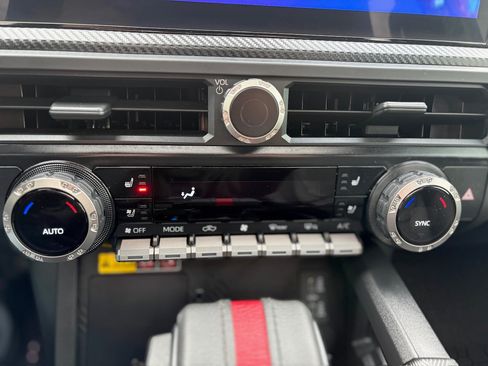 Used 2024 Toyota Tacoma TRD Pro image 29