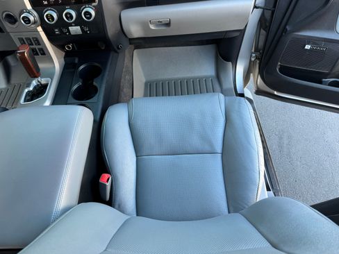 Used 2012 Toyota Sequoia Platinum image 32