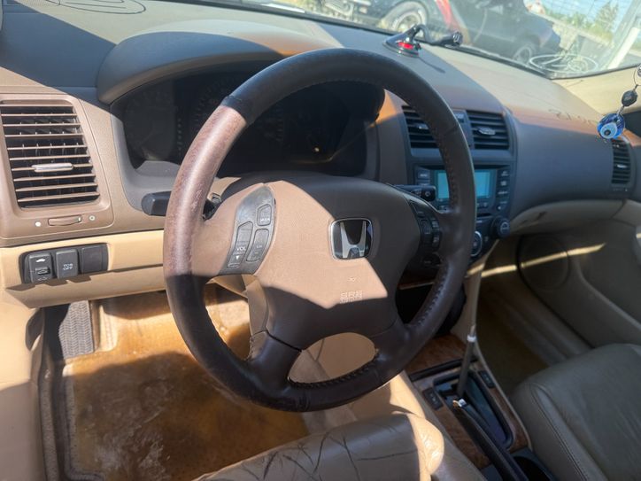 Used 2004 Honda Accord EX V6 Sedan image 4