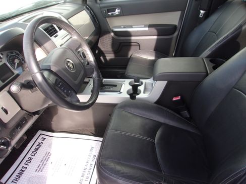 Used 2010 Mercury Mariner Premier image 5