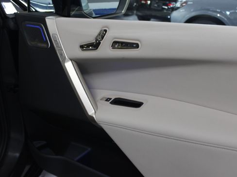 Used 2024 BMW iX M60 AWD/4WD image 39