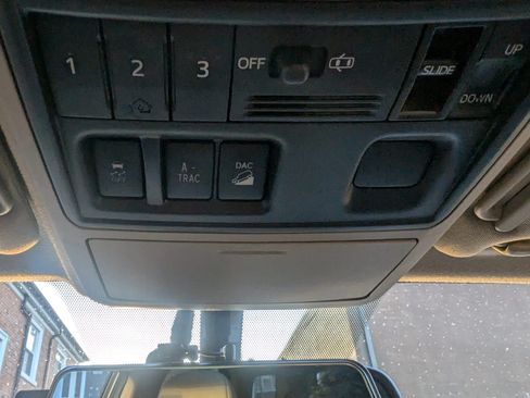 Used 2012 Toyota 4Runner SR5 Premium image 14