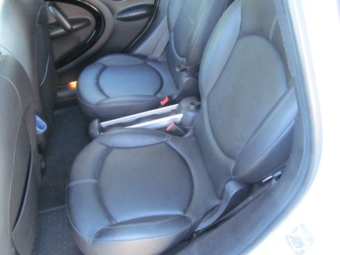 Used 2011 MINI Cooper Countryman S image 17