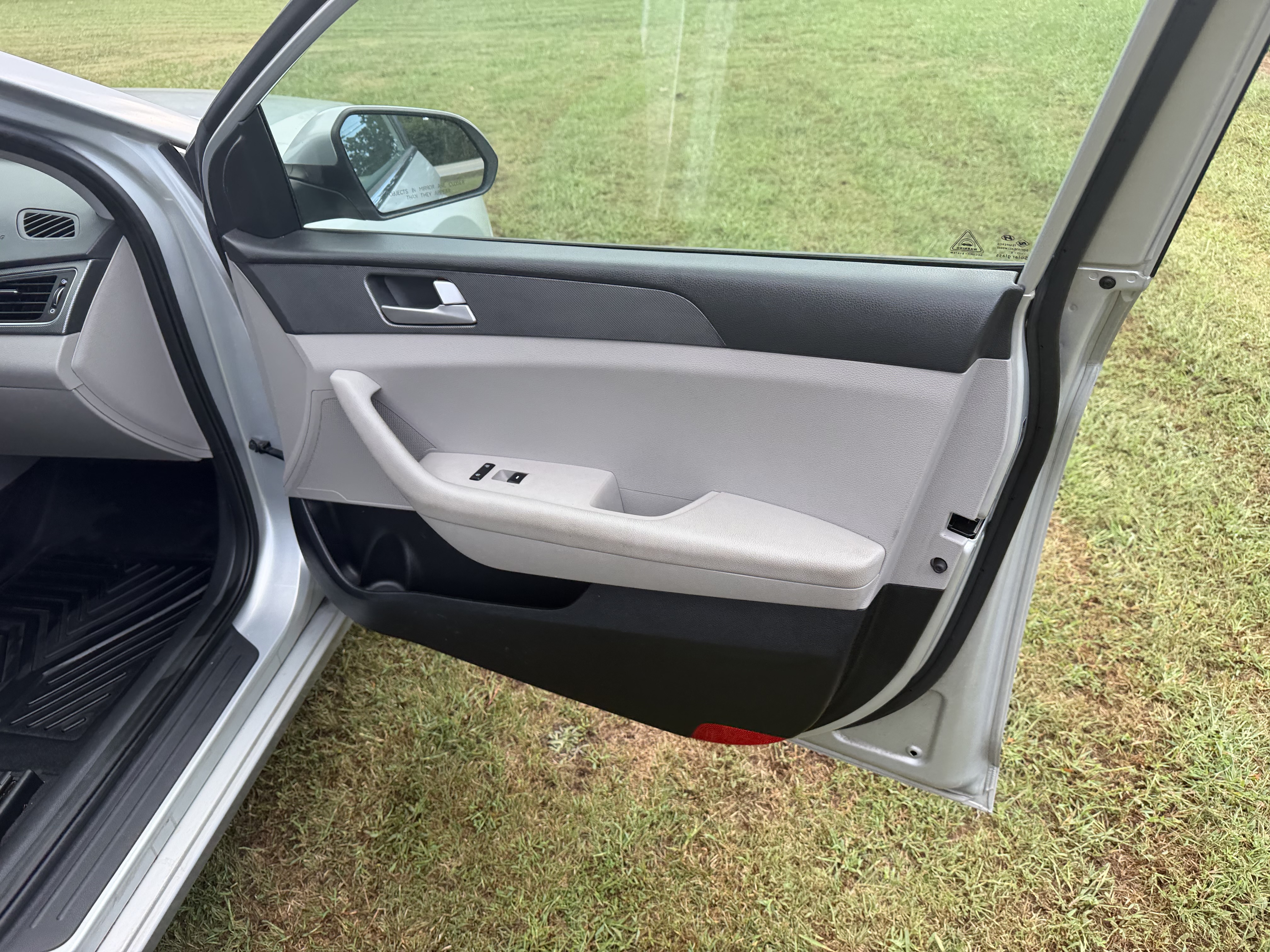 Used 2016 Hyundai Sonata SE FWD image 52