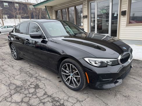Used 2019 BMW 330i xDrive image 2