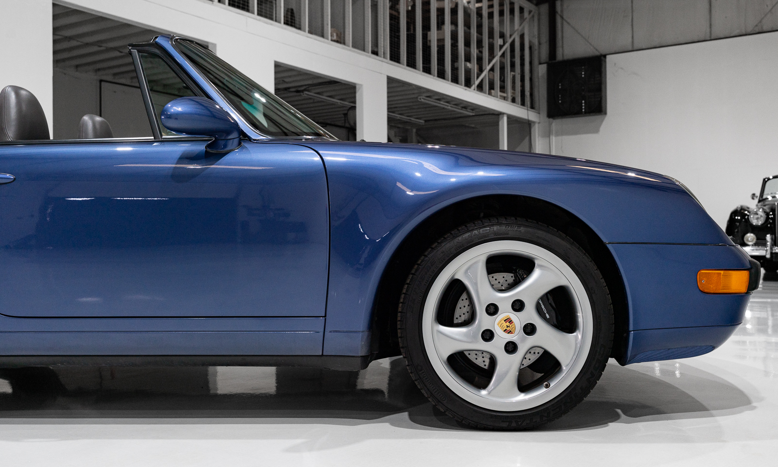 Used 1997 Porsche 911 Carrera Cabriolet RWD image 18