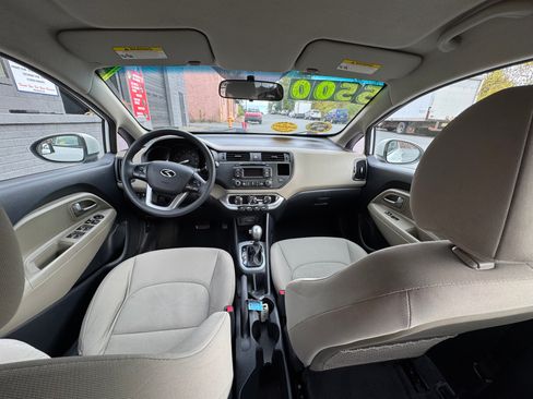 Used 2014 Kia Rio LX image 4