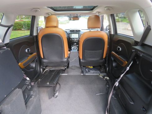 Used 2016 Kia Soul ! image 7