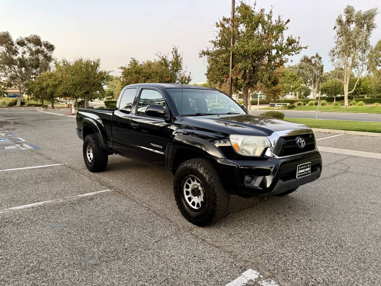 Used 2012 Toyota Tacoma 2WD Access Cab w/ TRD Package image 7