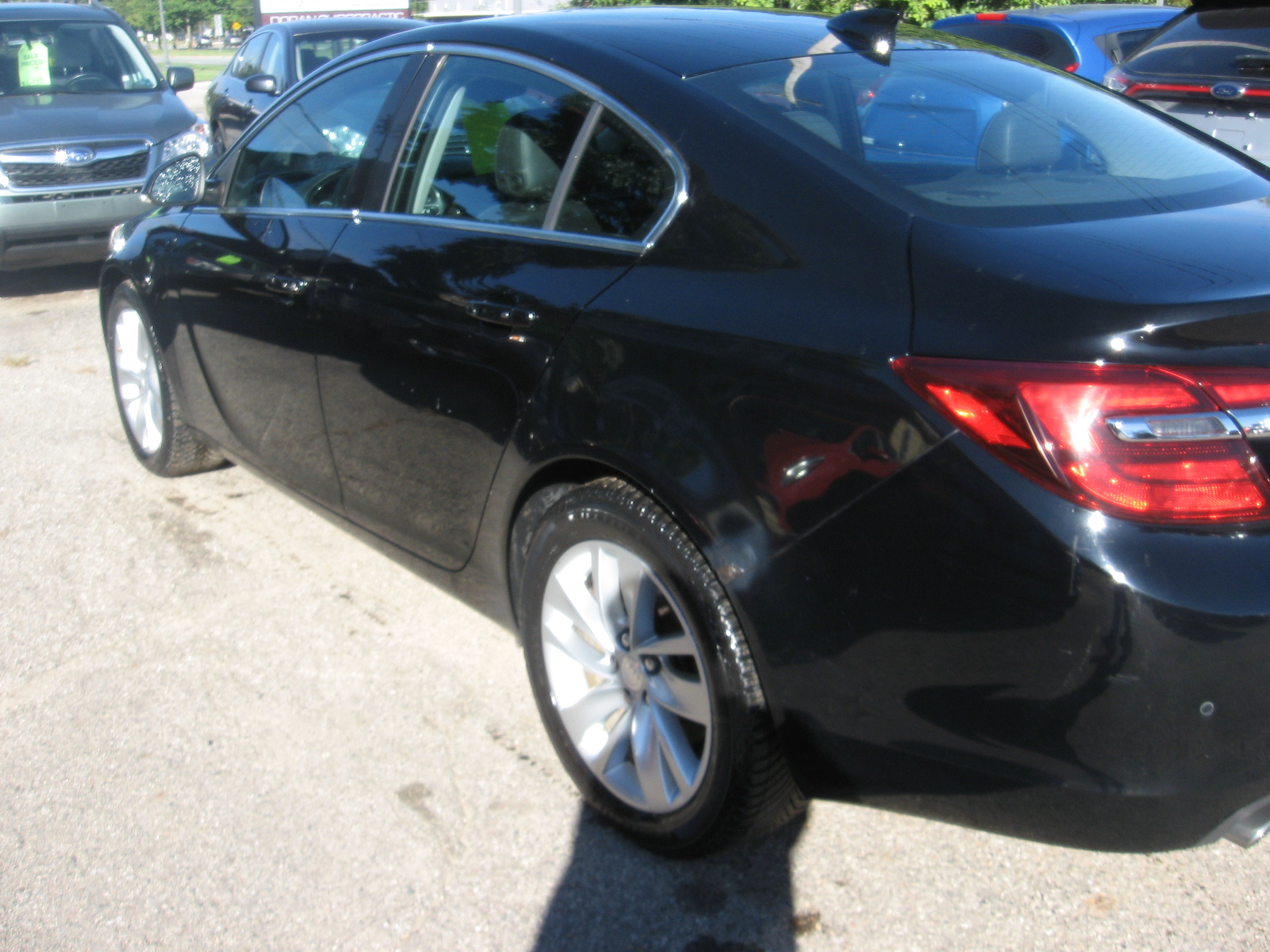 Used 2015 Buick Regal Premium AWD image 6