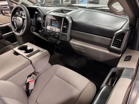 Used 2017 Ford F250 XLT image 21