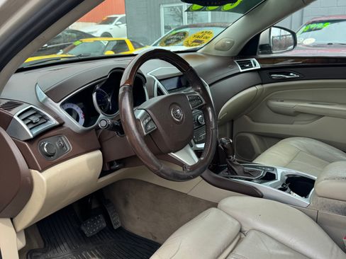 Used 2011 Cadillac SRX Luxury image 9