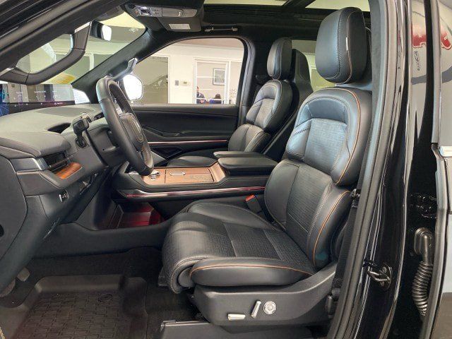 Used 2026 Lincoln Navigator L Black Label AWD/4WD image 20
