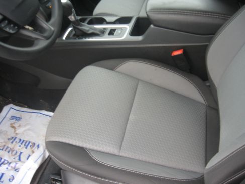 Used 2017 Ford Escape SE image 9