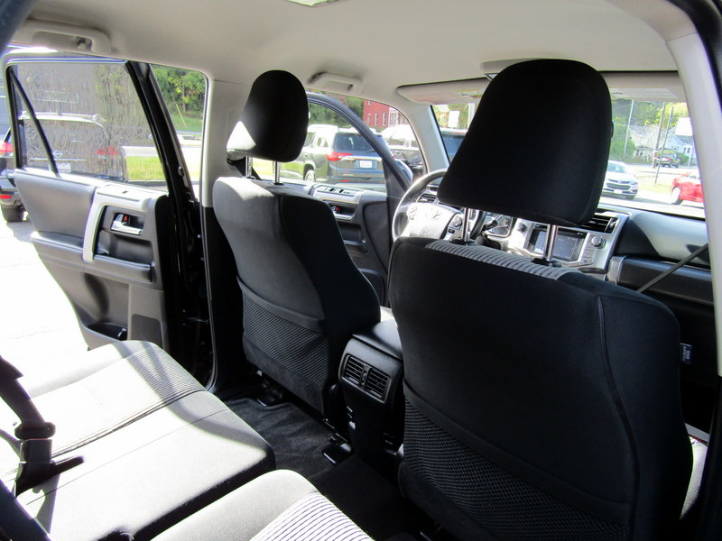 Used 2014 Toyota 4Runner 4WD image 21
