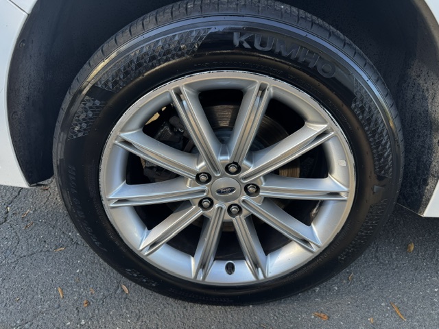 Used 2015 Ford Flex FWD Limited image 32