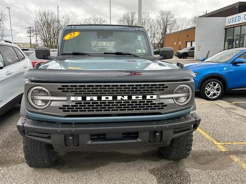Used 2022 Ford Bronco Badlands image 2