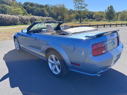 Used 2006 Ford Mustang GT Premium image 26