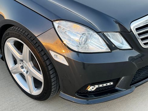 Used 2011 Mercedes-Benz E 350 image 10