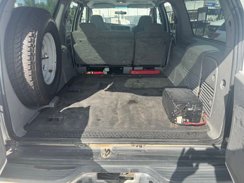 Used 2004 Ford Excursion image 6