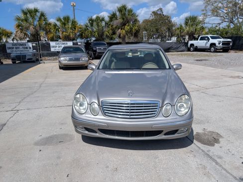 Used 2004 Mercedes-Benz E 320 image 7