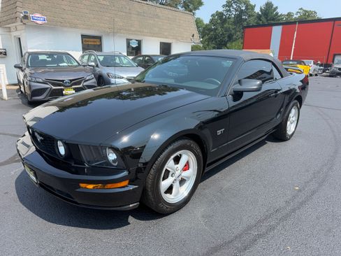 Used 2007 Ford Mustang GT Convertible RWD image 29