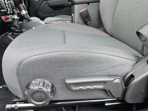 New 2026 Jeep Wrangler Unlimited Rubicon image 23