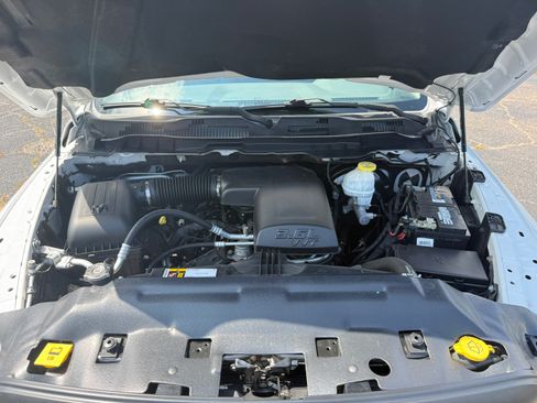 Used 2018 RAM 1500 2WD Quad Cab ST image 21