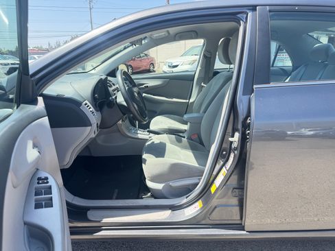 Used 2013 Toyota Corolla UNAVAIL FWD image 16
