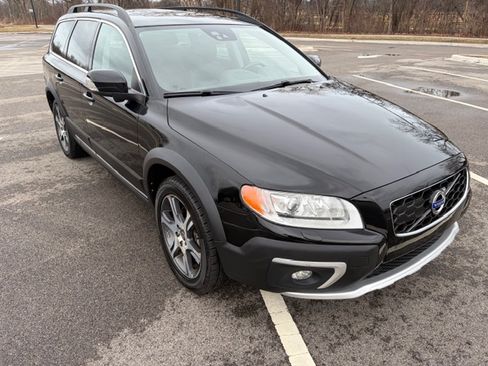 Used 2015 Volvo XC70 T6 Platinum image 4