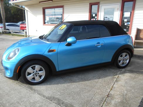 Used 2019 MINI Cooper image 4