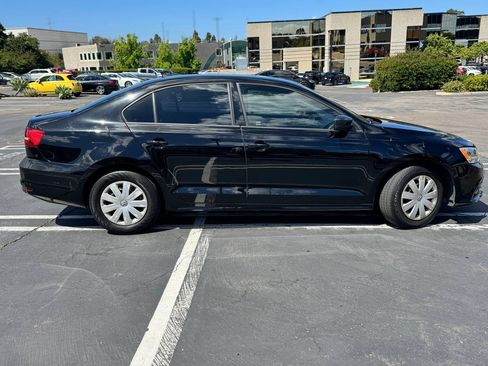Used 2015 Volkswagen Jetta image 5