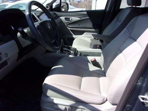 Used 2017 Honda Pilot EX-L image 7