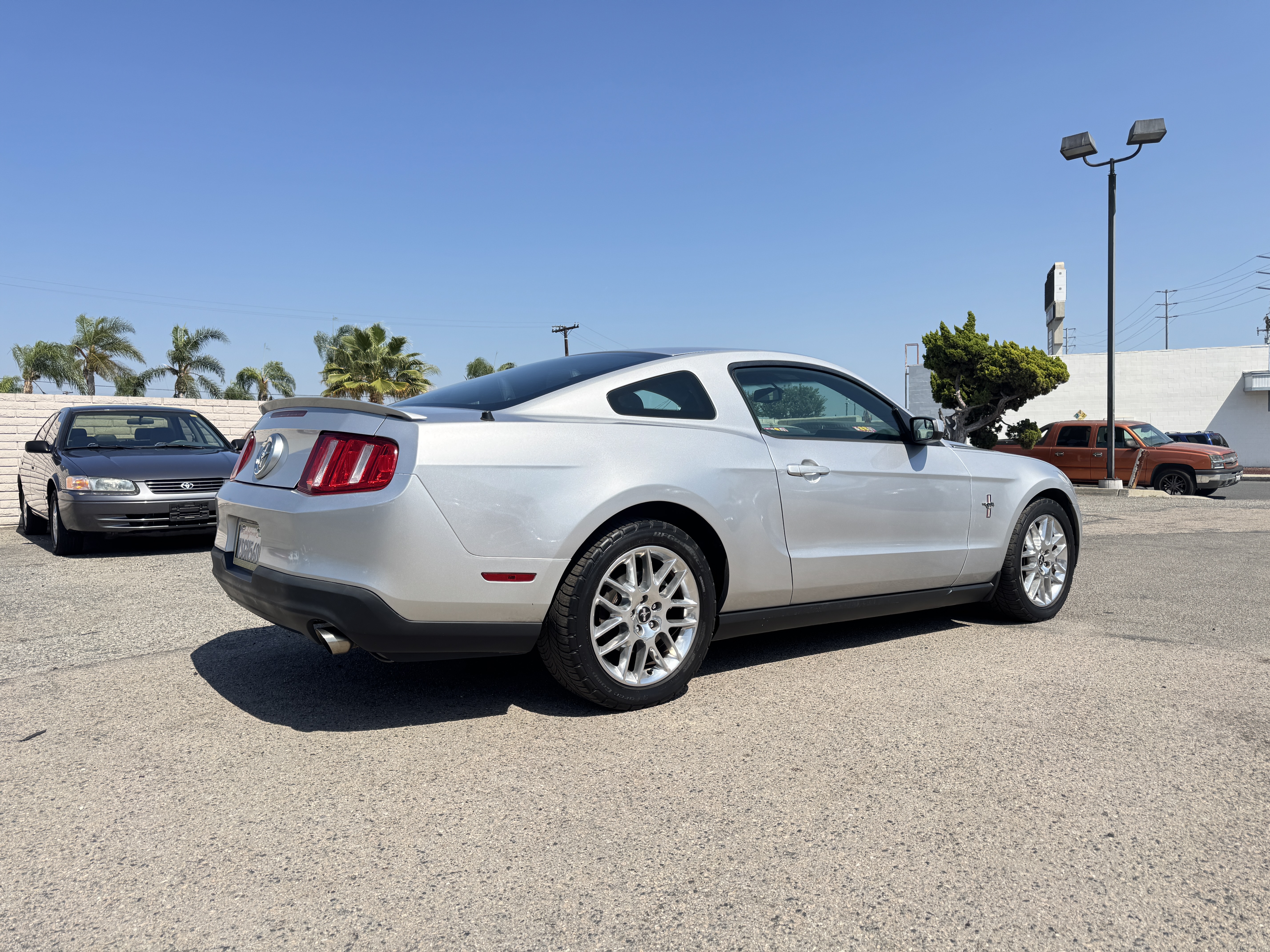 Used 2012 Ford Mustang Coupe RWD image 10