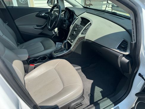 Used 2017 Buick Verano Sport Touring FWD image 11