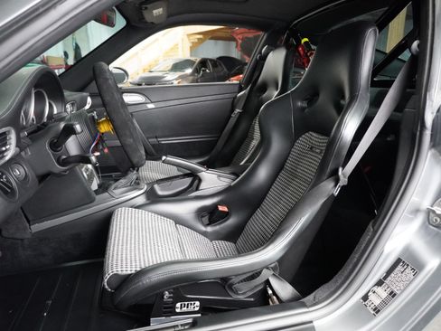 Used 2005 Porsche 911 Carrera S RWD image 34