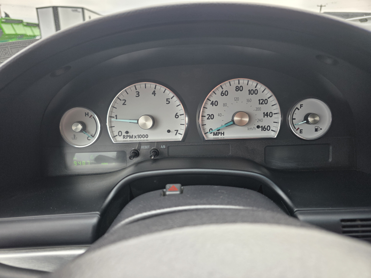 Used 2003 Ford Thunderbird UNAVAIL RWD image 15
