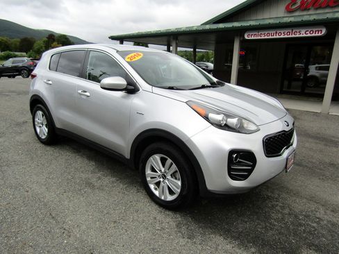 Used 2019 Kia Sportage AWD LX image 3