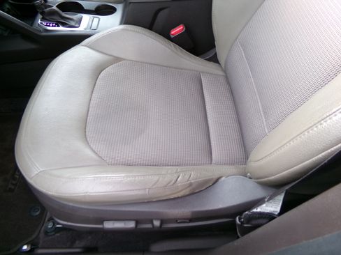 Used 2015 Hyundai Tucson SE image 9