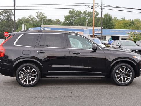 Used 2019 Volvo XC90 T6 Momentum image 10