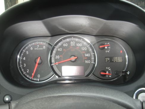 Used 2012 Nissan Maxima SV FWD image 10