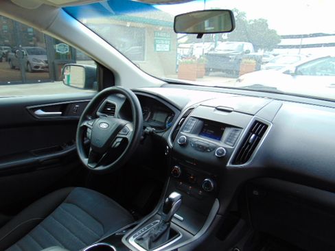 Used 2015 Ford Edge SE image 26