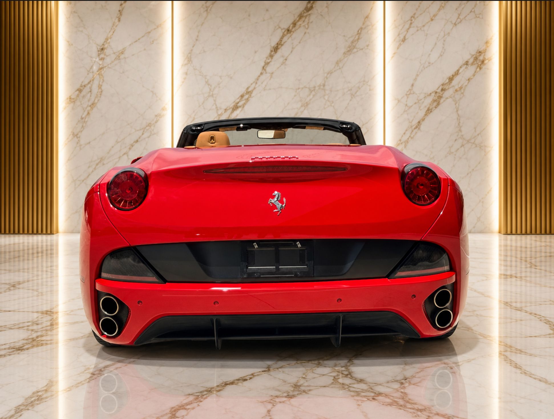 Used 2011 Ferrari California RWD image 4