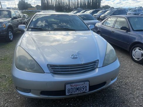 Used 2003 Lexus ES 300 image 2