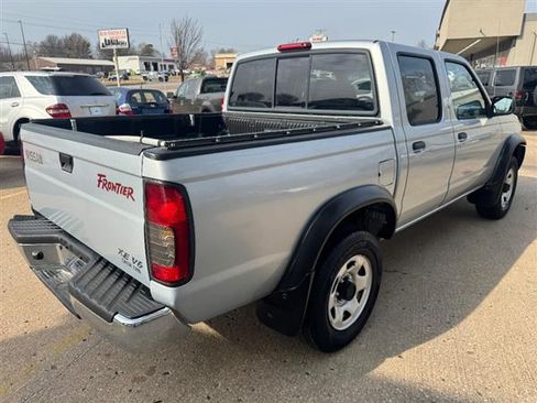 Used 2000 Nissan Frontier SE image 5