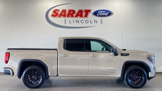 Used 2022 GMC Sierra 1500 Elevation AWD/4WD image 1