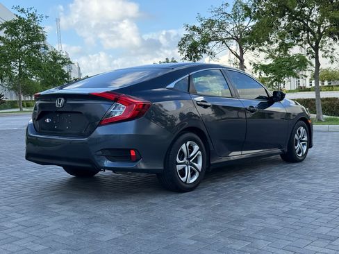 Used 2018 Honda Civic LX image 7